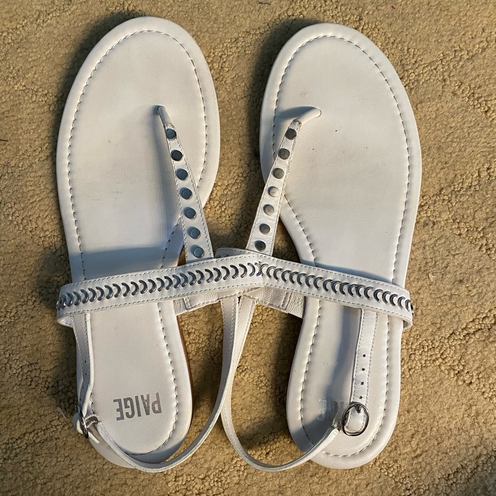 PAIGE White Sandals Classic Design